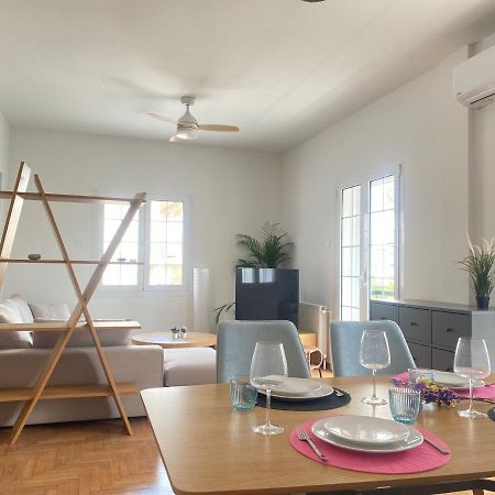 Faliro Comfort Apartment 10 Mins Walking To The Beach アテネ エクステリア 写真