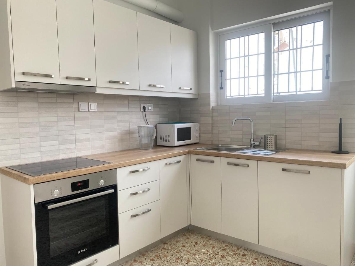 Faliro Comfort Apartment 10 Mins Walking To The Beach アテネ エクステリア 写真